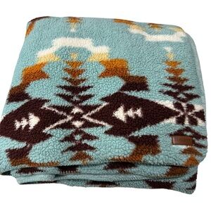 Pendleton Sherpa High Pile Fleece Blanket 92” x 102” Aztec Pattern